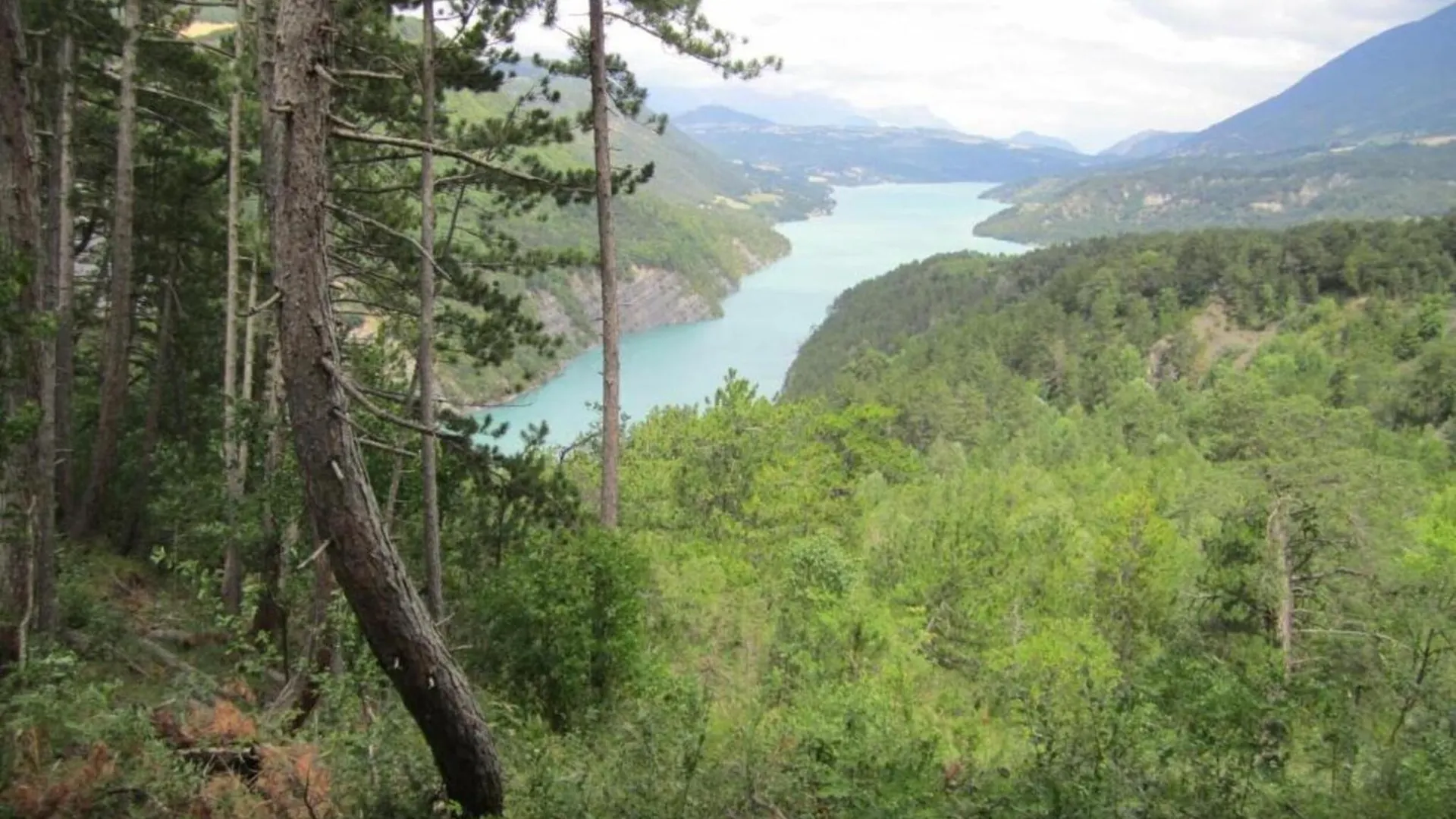 Apartment With Shuttle Bus To The Ski Lift Gresse-en-Vercors