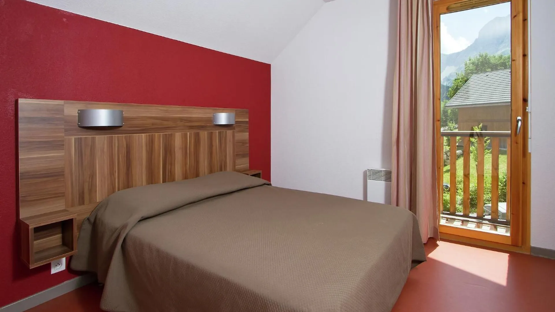 Apartment With Shuttle Bus To The Ski Lift Gresse-en-Vercors France
